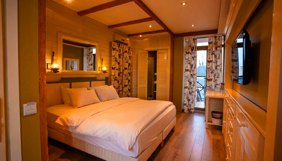 هتل پیازا بوتیک باتومی